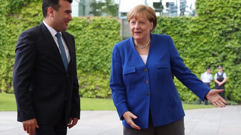 “Po për hapjen e negociatave me Maqedoninë e Veriut”, Diplomatët: Për Shqipërinë duhet të mendohemi