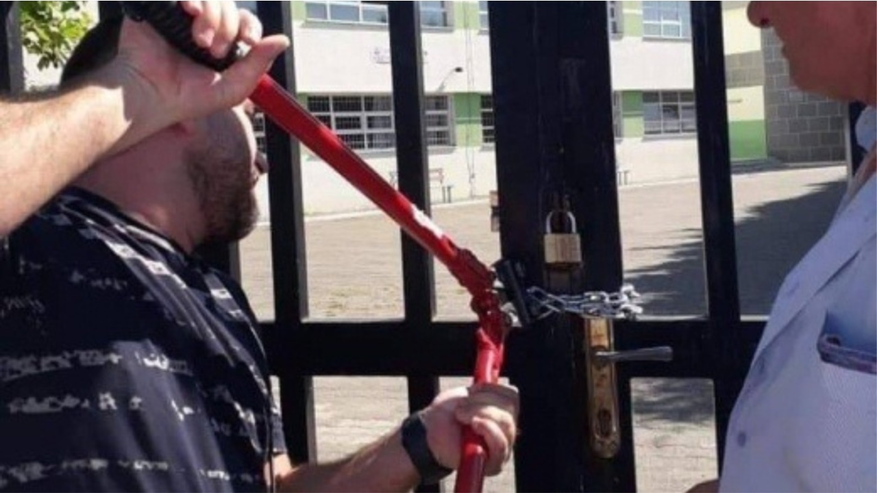 Shkodra mbylli qendrat e votimit, KQZ fillon zhvendosjen