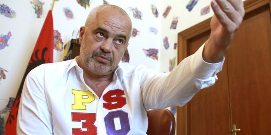 Media Gjermane/ Po votohet me këmbë. Shqipëria zgjedhje parlamentare në fund të vitit