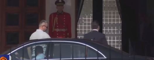 25 minuta bisedë ‘kokë më kokë’, përfundon takimi mes Metës dhe Bashës