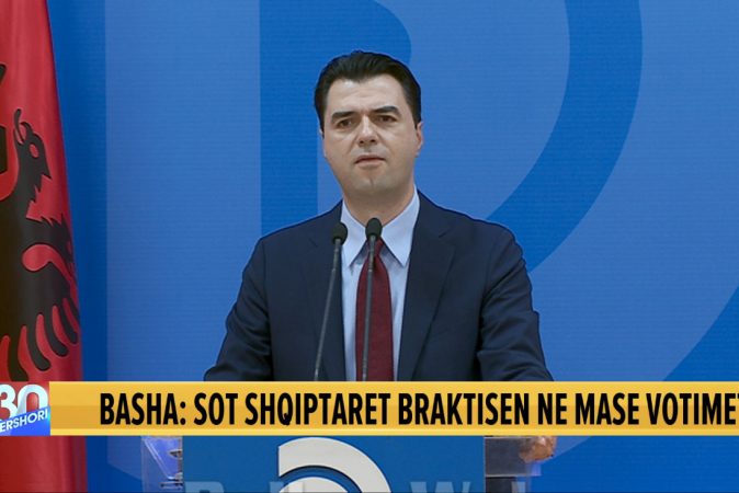 Basha: Vota e sotme, e sektorit publik, nën terrorin e bukës së gojës