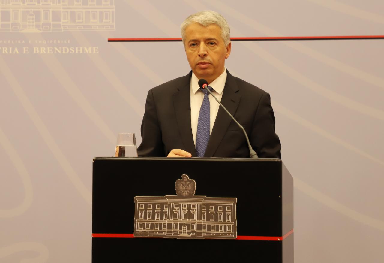 Hapi tjetër i socialistëve, Lleshaj kërkon shkarkimin e Kryebashkiakut Hila: Të njëjtin fat dhe të tjerët..