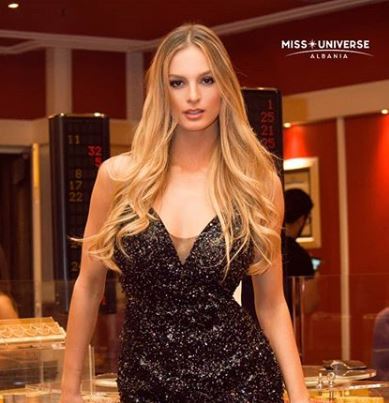 FOTO/“Miss Universe Albania” shpall fituesen, kush është shkodrania që rrëmbeu kurorën