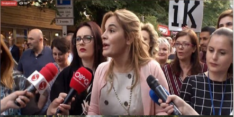 Vendimi i Metës për shtyrjen e zgjedhjeve, ja çfarë thotë Monika Kryemadhi