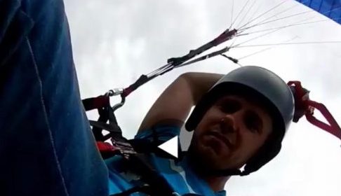 VIDEO/ Kush është mësuesi që humbi jetën sot me parashutë në Dibër