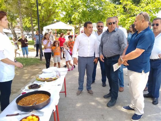 FOTO/Atraksion i përhershëm për vizitorët, Pogradeci çel sezonin turistik