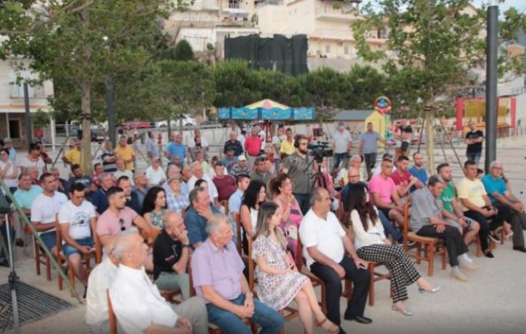 Himara braktis PS-në! Në takimin elektoral Gjiknurit nuk i shkojnë as 100 persona