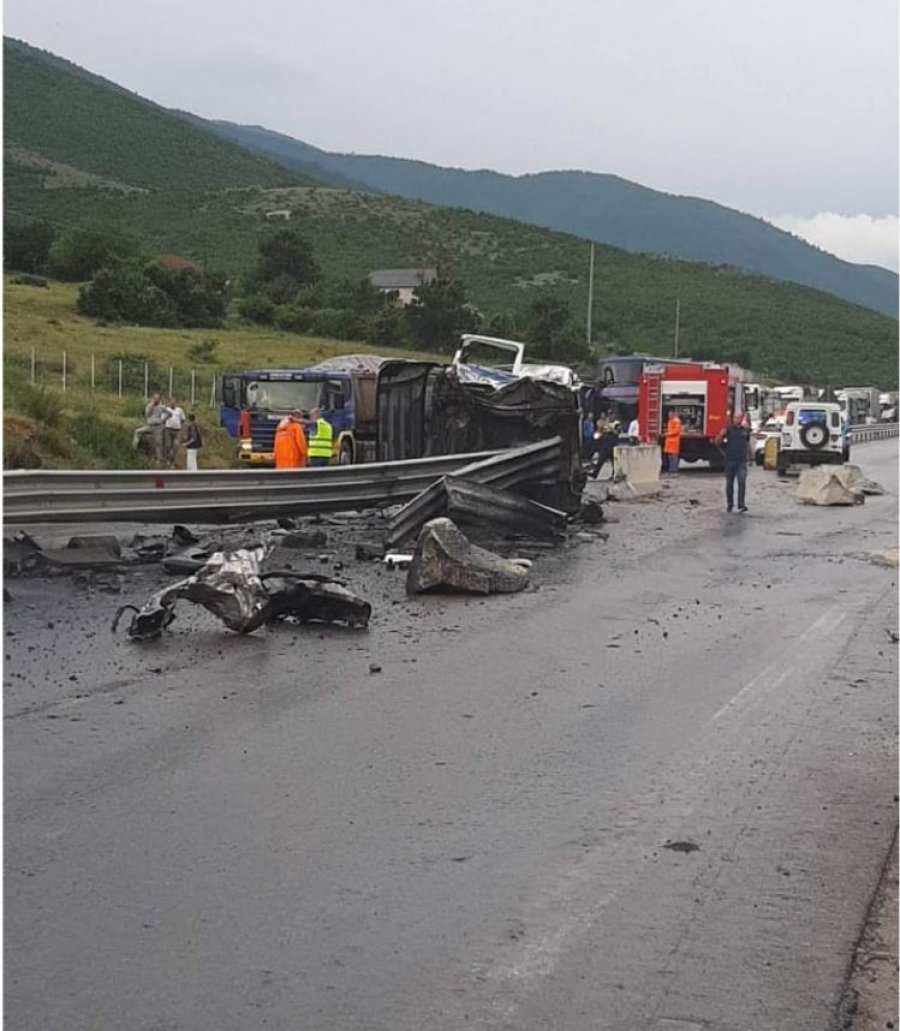 FOTO/ Aksident tek dogana e Morinës, në gjendje të rëndë shoferi