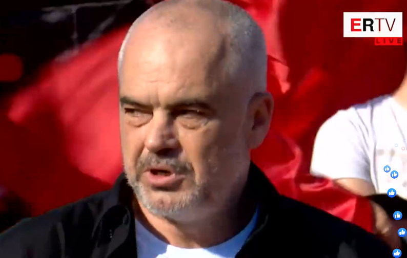 Rama vijon fushatën në Cërrik, asnjë fjalë për përgjimet