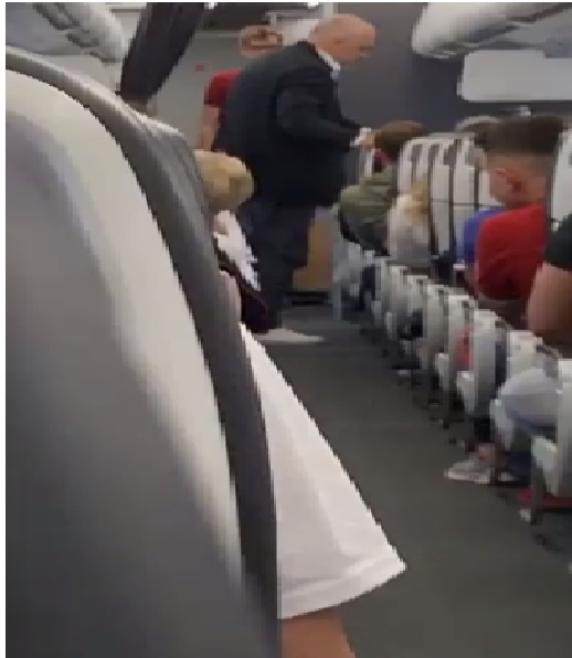 Berisha poston videon: Ramës nuk i ndahen as në avion kryengritësit!