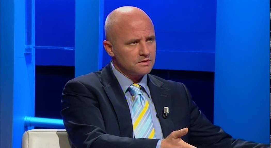 Strazimiri i flet Gjermanisht Bochardt/ ‘Edhe në Shqipëri, shteti ligjor flet përmes fletores zyrtare’