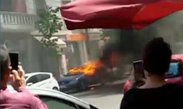 Merr flakë mjeti në mes të ditës, banorët në panik