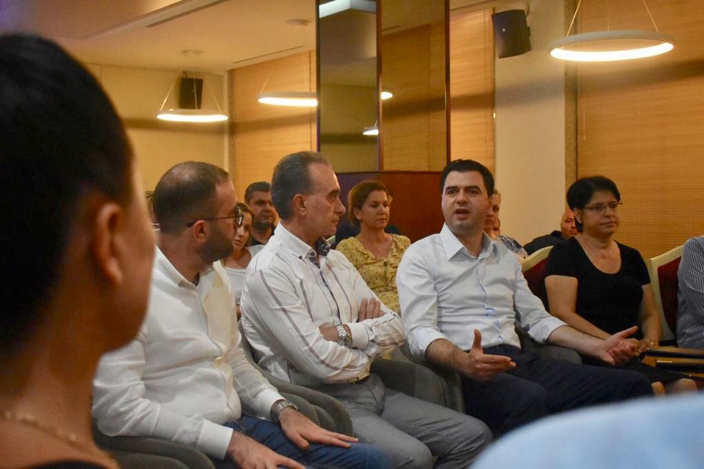 “Nuk është betejë për pushtet”, Basha i vendosur nga Fieri: Duhet t’i dalim për zot vendit