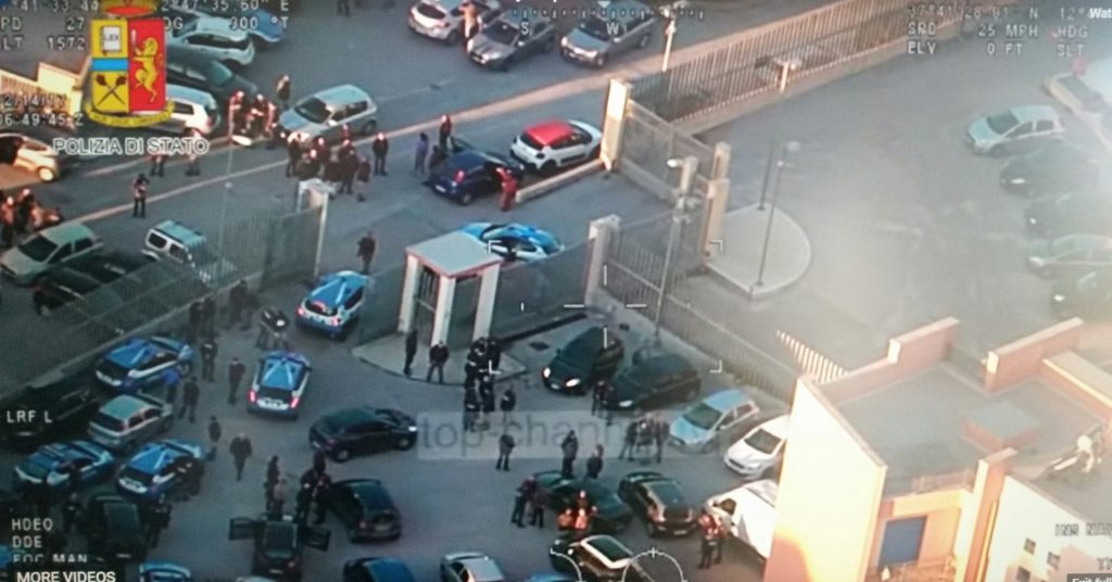 23-vjeçari shqiptar arratiset nga burgu i  Italisë   në mënyrë spektakolare