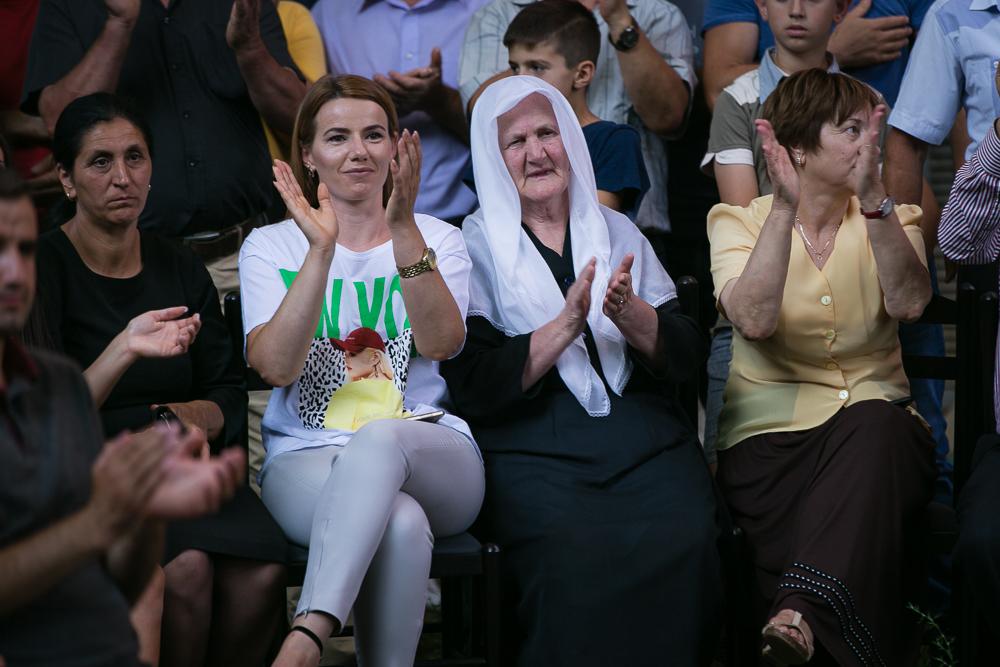 FOTO/”Kjo qeveri bandë i është vërsulur buxhetit të shtetit”, Basha flet për projektin e Edi Ramës