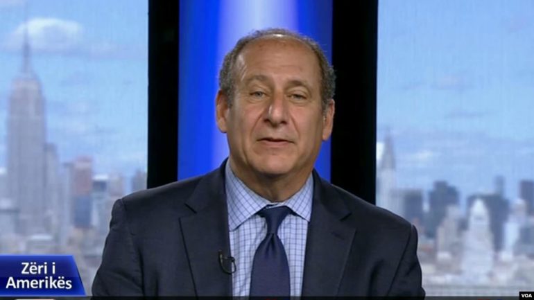 Analisti amerikan: Të përsëriten zgjedhjet në Shqipëri