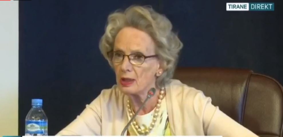 “KQZ nuk është treguar transparente”, Glover tregon detajet: Pati presione në zgjedhje