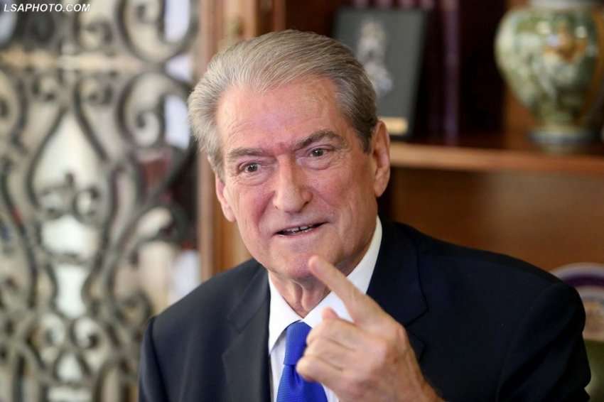 Berisha zbulon prapaskenat e dorëheqjes së Ramush Haradinajt