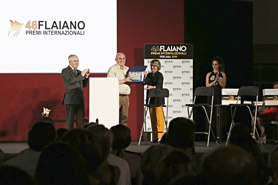 FOTO/Besnik Mustafaj nderohet me çmimin prestigjioz në Itali, ja cili është motivacioni