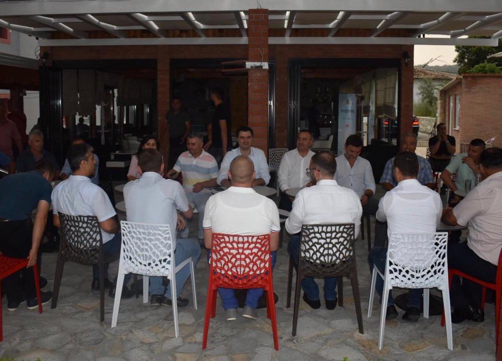 FOTO/”30-Qershori farsë”, Basha në Mallakastër: Agron Kapllanaj kryetar legjitim i Bashkisë