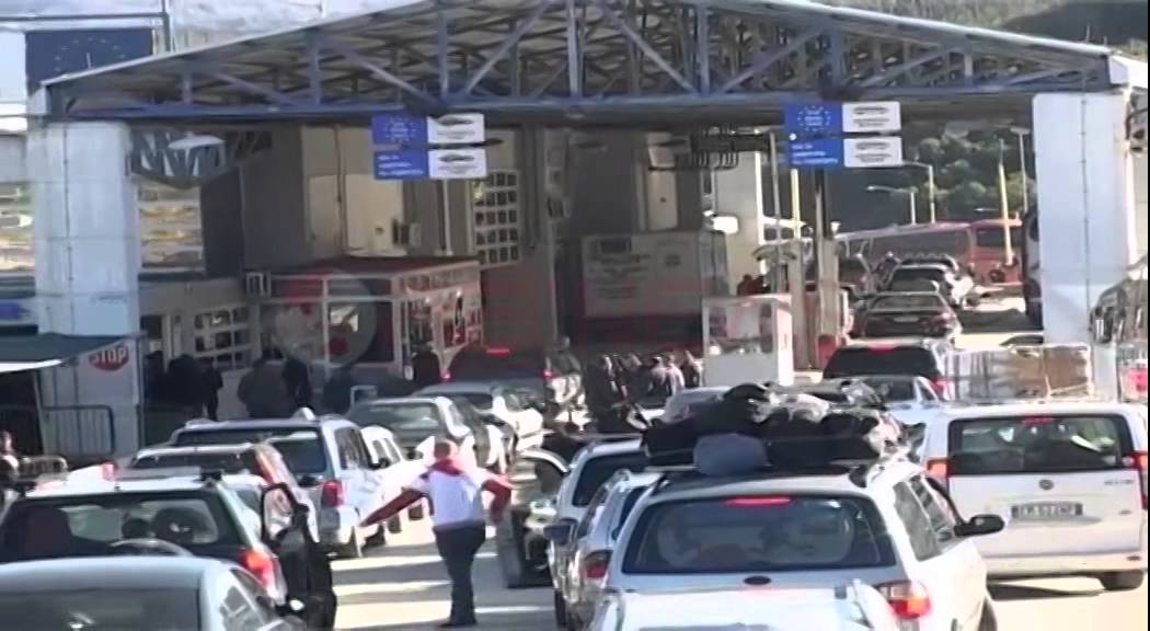 Arrestohet trafikanti i klandestinëve, zbulohen 6 sirianët