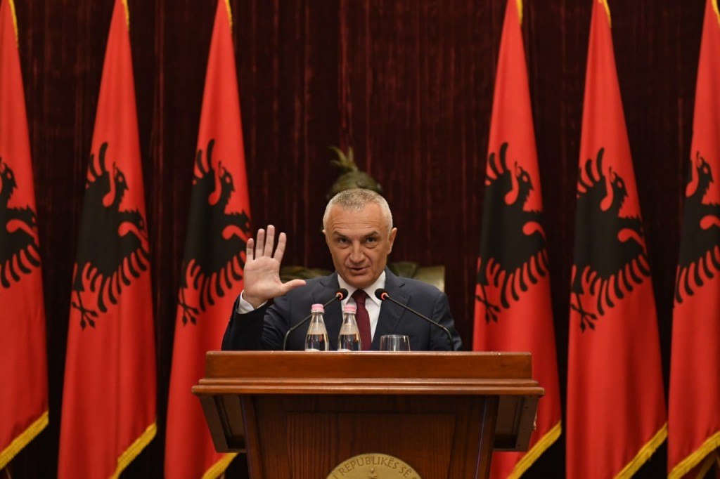 Meta propozon zgjidhjen e krizës: Më 13 tetor të kemi 2 palë zgjedhjesh…