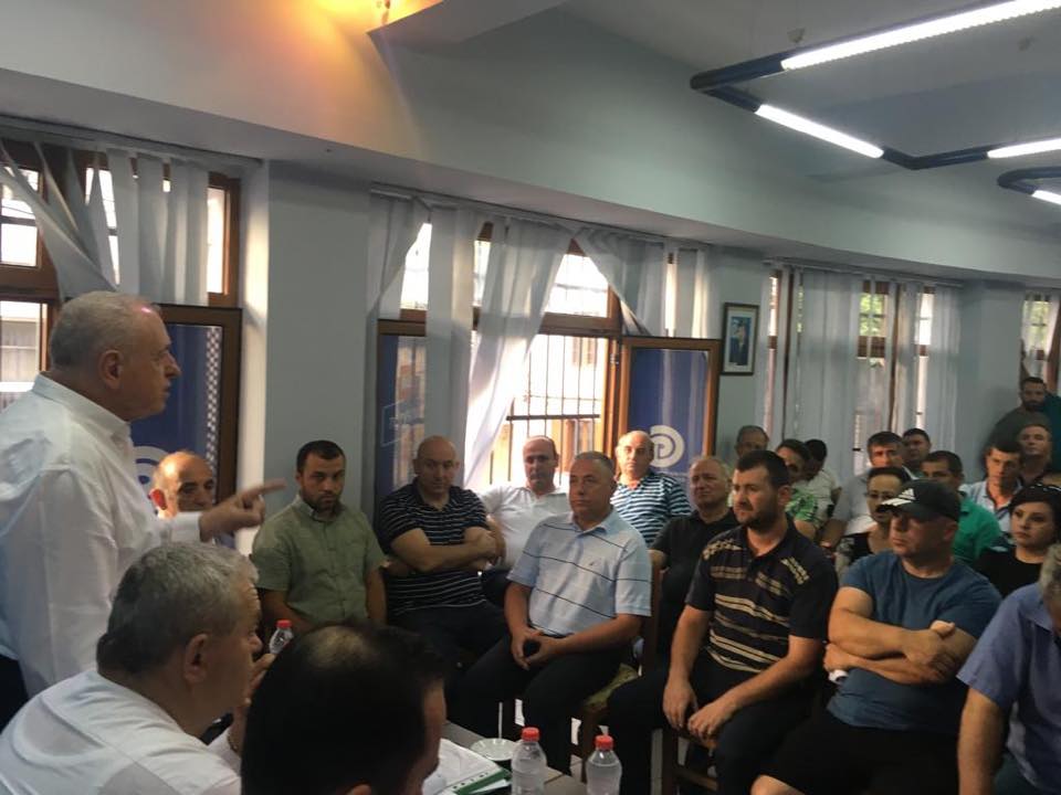 FOTO/Ish-deputeti paralajmëron: Qarku Gjirokastër po bëhet gati për zgjedhjet e afërta politike