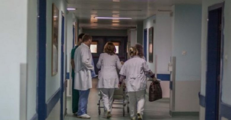 50 persona pretendojnë helmim nga uji, reagon IKSH