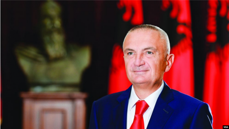 Zëri i Amerikës: E gjithë Tirana në këmbë, mbështetje e madhe për  Haradinajn