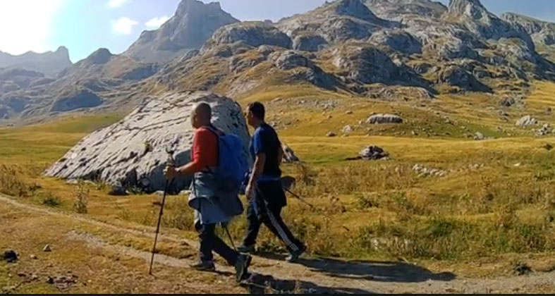 VIDEO/”Shikoni këto pamje”, Meta e nis ditën me videomesazh