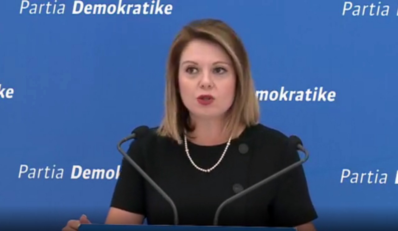 Prandaj Edi Rama nuk e shkarkon ministren Etilda Gjonaj