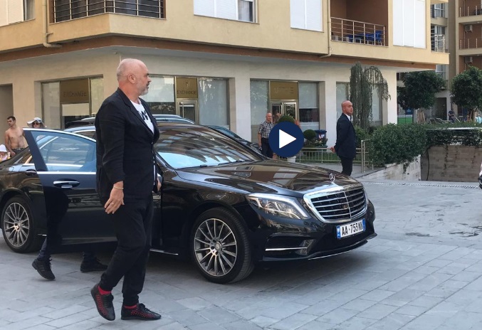 “Molla e kalbur duhet flakur”/ Ja çfar tha Rama në mbledhjen e fshehtë në Lezhë