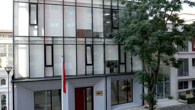 Fikja e transmetimeve analoge, shtyhet me një muaj afati