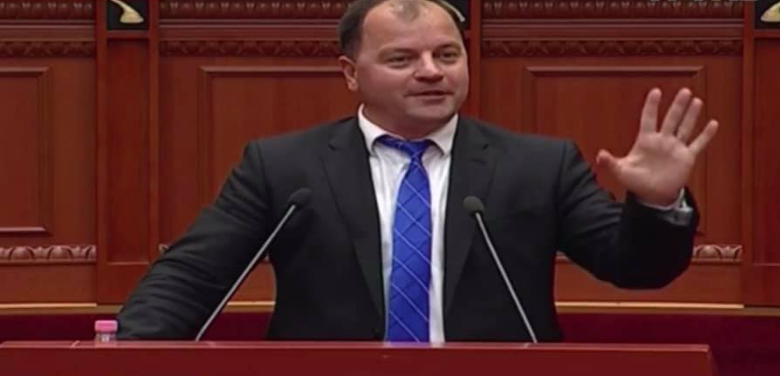 Deputeti i opozitës paralajmëron trazira në vjeshtë