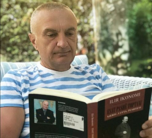 FOTO/Pse duhet lexuar libri që presidenti Ilir Meta sugjeron sot