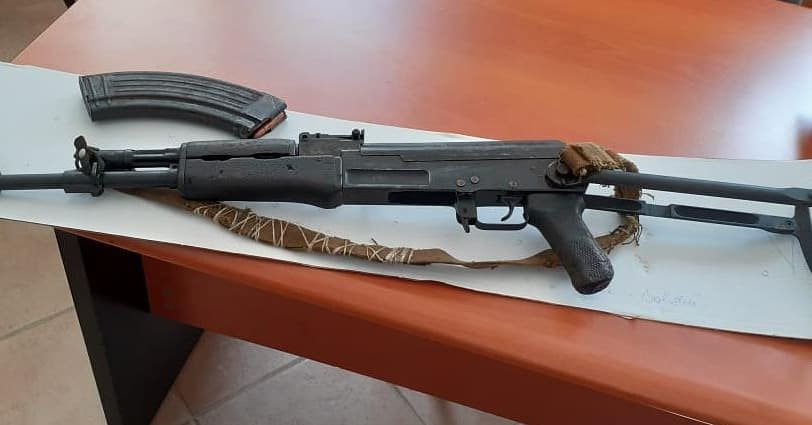 Atentati në Selenicë/  Kapet me automatik në mal 27 vjecari