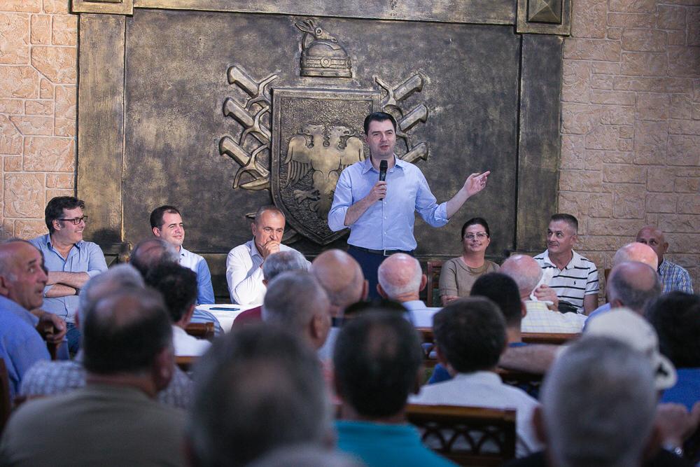 “Zgjidhja nuk eshte ‘ik ti e te vi unë’, Basha i vendosur: Ja detyra e parë për zgjedhje të lira