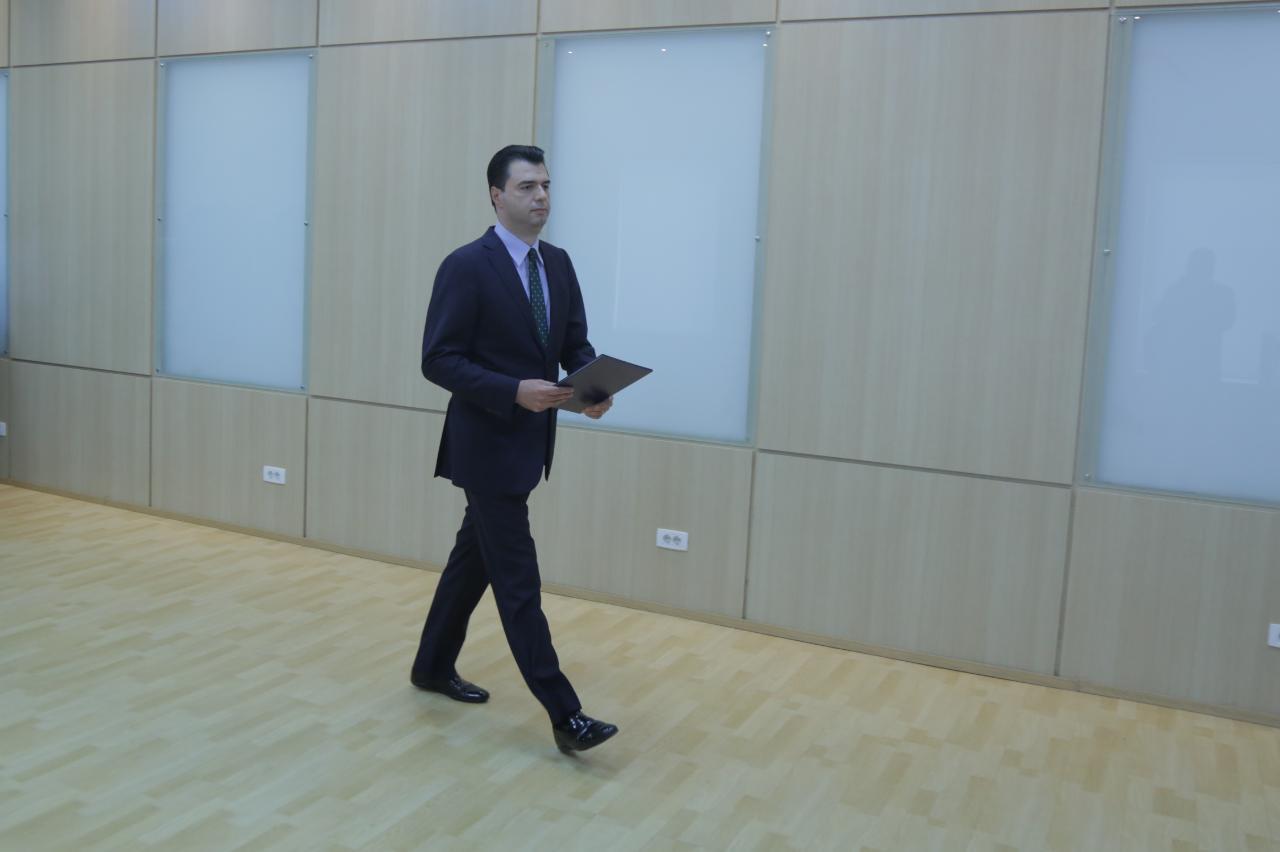 Basha: Arta Marku dhe Donika Prela dy Katicat e Edi Rames