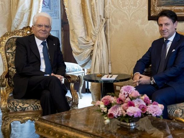Italia zgjidh krizën, Presidenti i jep mandatin një ish-kryeministri