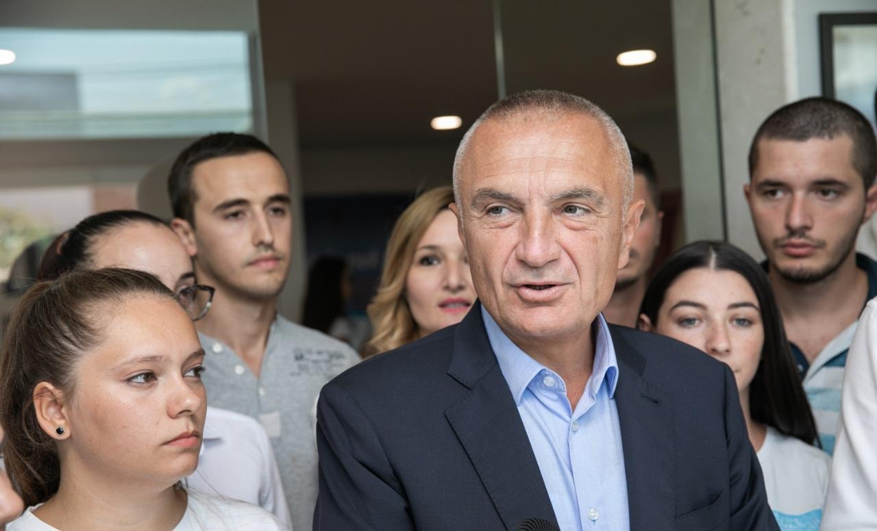 Meta: Mjerimi, varfëria dhe vuajtjet janë kërcënim për paqen