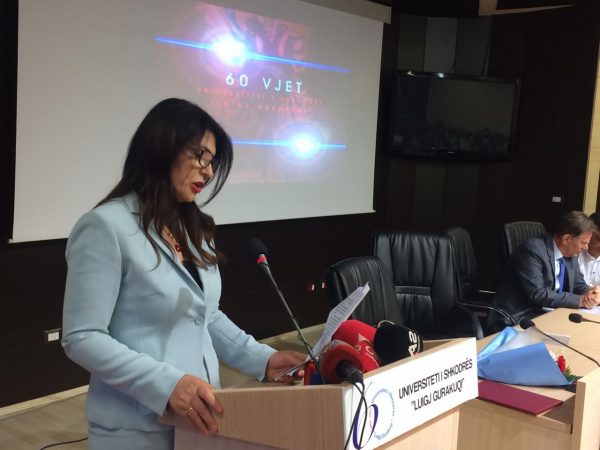 E PLOTE/Topalli me një fjalim ndryshe, tregon vuajtjet e tmerrshme të jetës: Kam dështuar për shumë vite