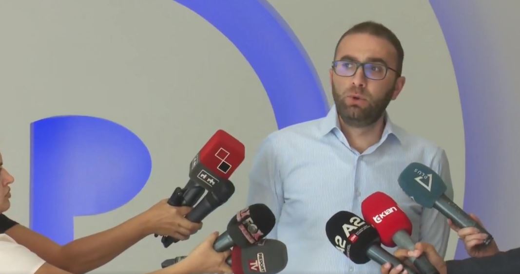 VIDEO/Gjiknuri ofroi dorëheqjen nga komisioni, Bardhi i prerë: Duhej të ishe në burg