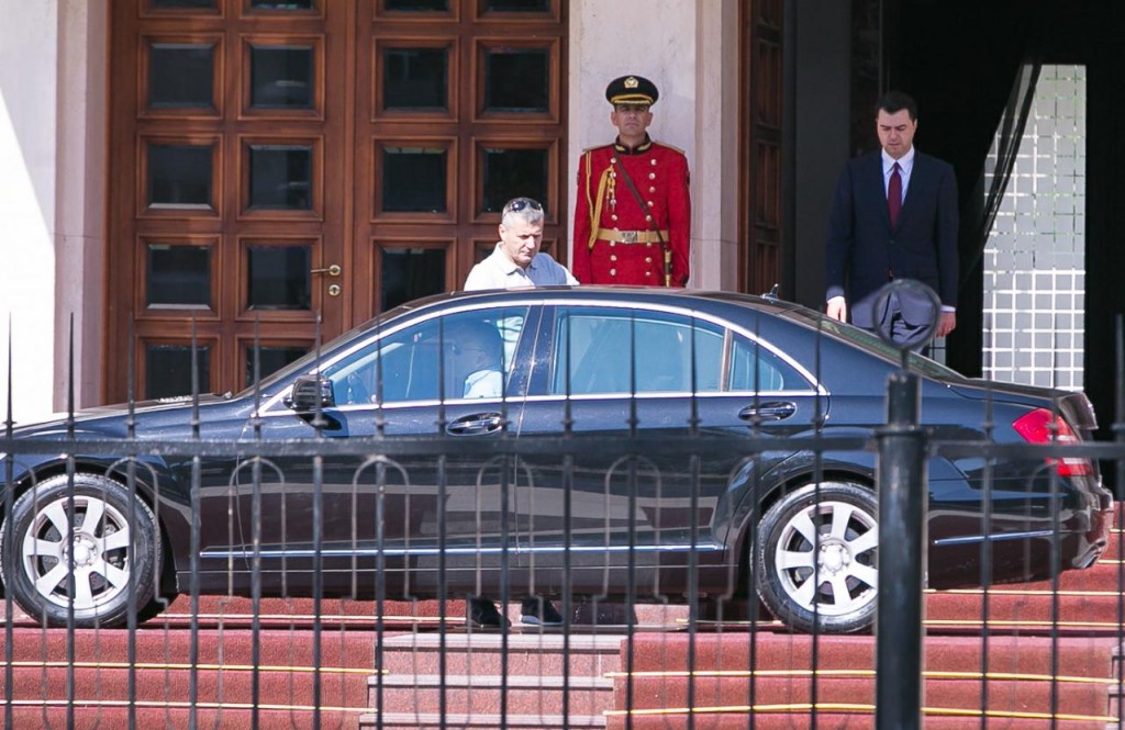 Basha shkon në Presidencë, takon Ilir Metën