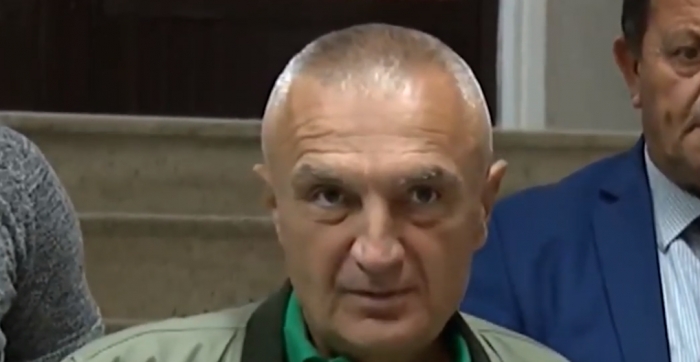 Meta në Durrës për tërmetet: Jemi në kontakt me vendet fqinje, të kemi qetësi dhe durim