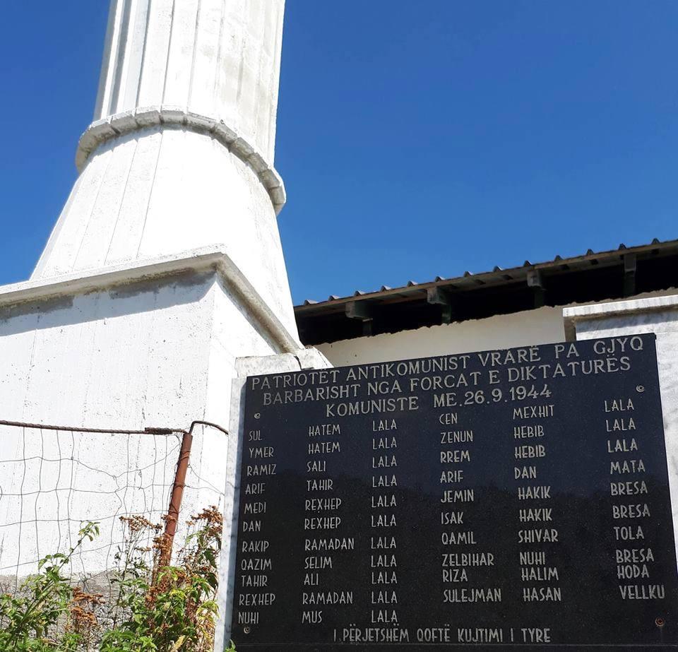 Basha kujton vrasjen pa gjyq të 21 banorëve në Buzëmadhe: Të shërbejë si një moment reflektimi kombëtar