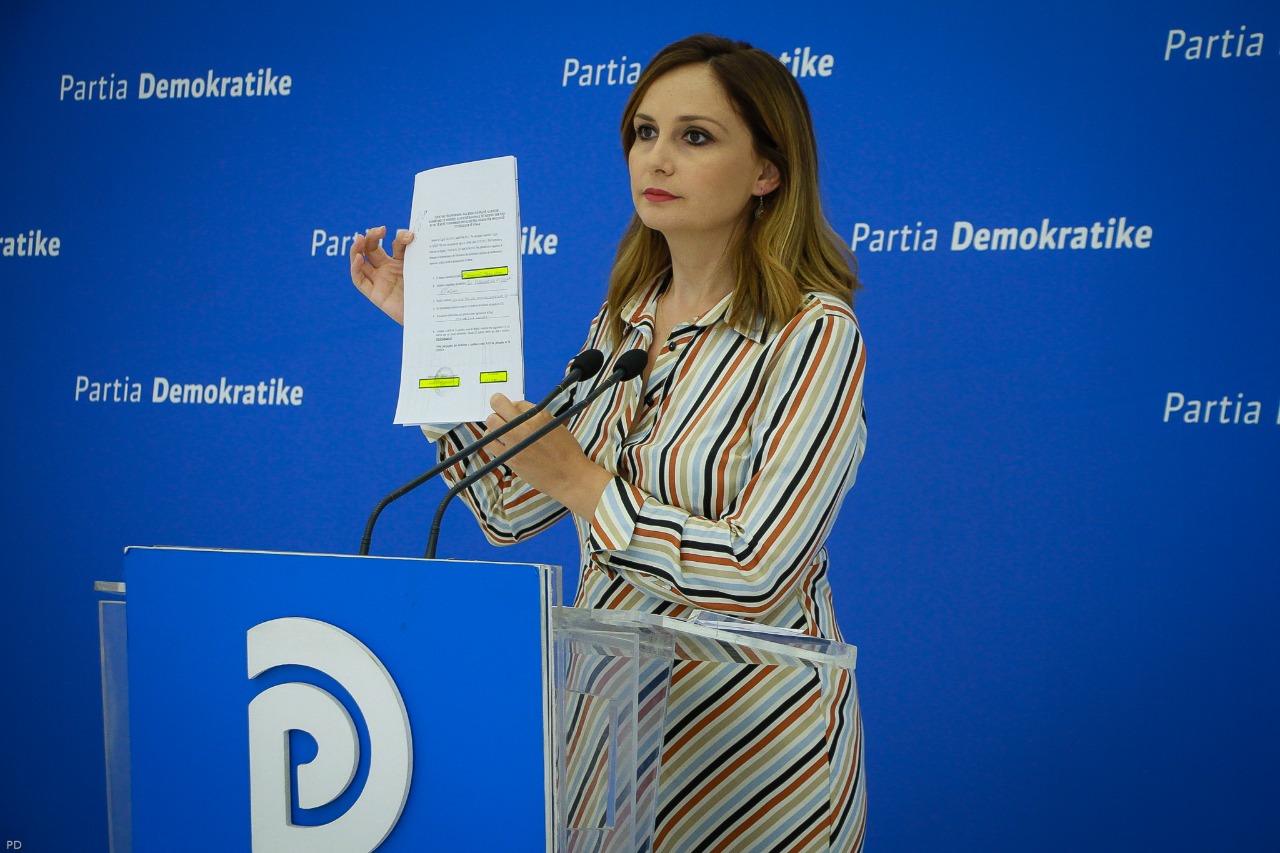 FOTO/”Konflikti mes Ballukut dhe Qatos”, PD: Pse u anullua tenderi Kardhiq – Delvinë. Luftë për vjedhje