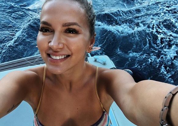 FOTO/”Mendova kisha sulm në zemër”, Lori Hoxha tregon për problemet me ankthin