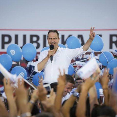 Nesër fillimi i vitit shkollor, ish deputeti: Arsimi i ngjan një terreni të shpartalluar