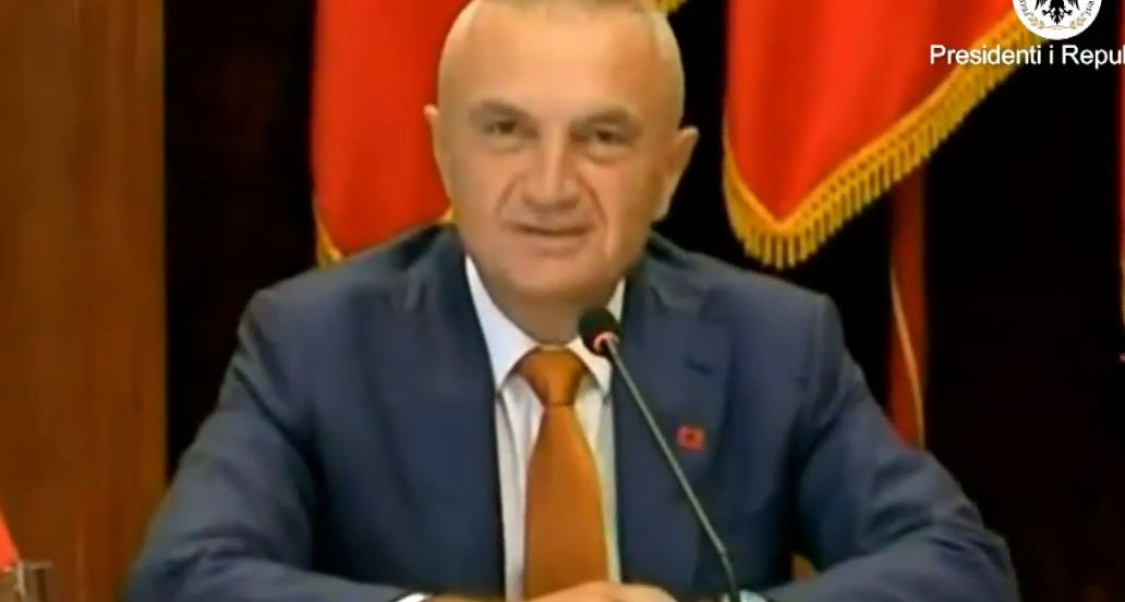 META LIVE/Presidenti e nis me kërkesë: Merruni me 18 Tetorin, më e rëndësishme për shqiptarët