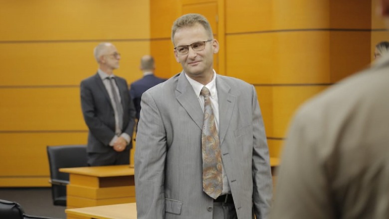 KPK e “dënoi” të ndjekë studimet dhe për 1 vit, Komisioneri Publik kërkon shkarkimin e prokurorit